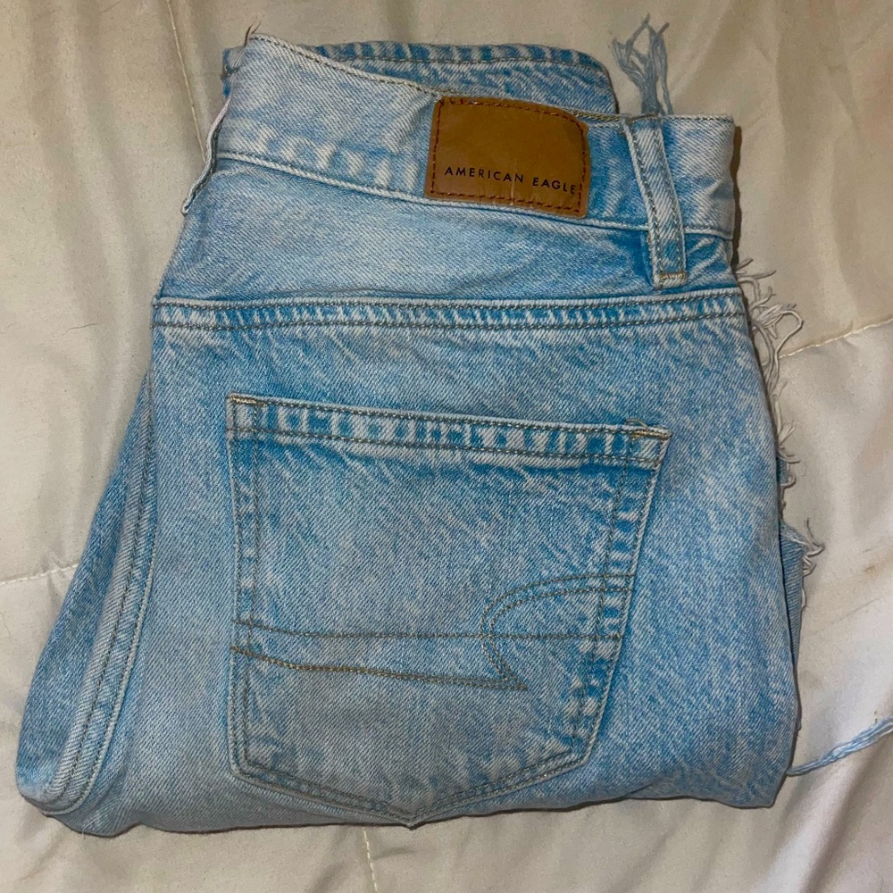 American Eagle Ligjt Blue Wash Jeans😍